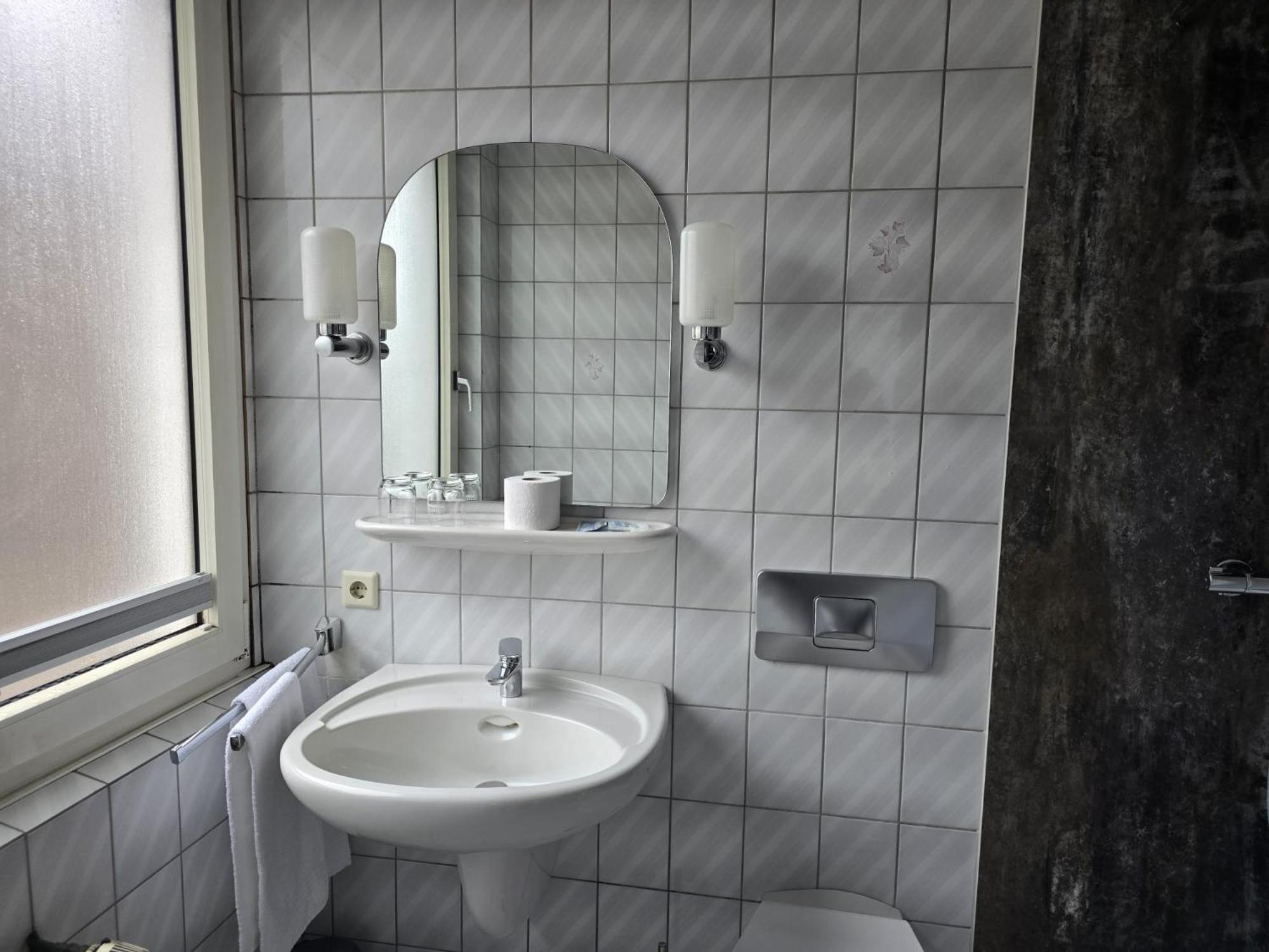 Einhaus